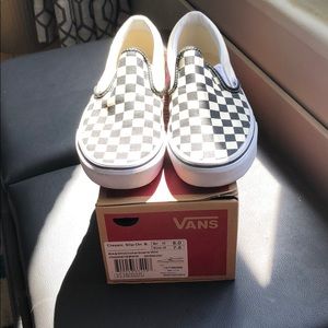 Vans slip on